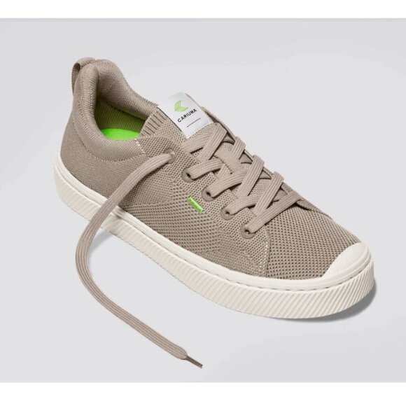 Cariuma IBI Low Knit Sneakers Tennis Shoes Lace Up Sand Knit Size 8 Women's - Picture 1 of 14